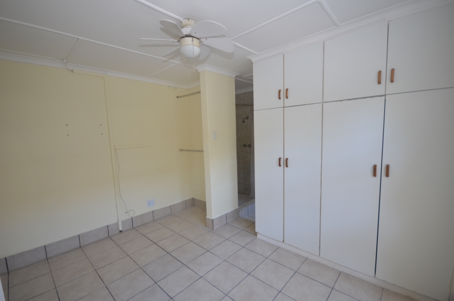 To Let 2 Bedroom Property for Rent in Cambridge West Eastern Cape